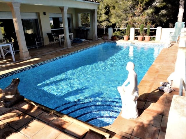 4 sypialnia Willa na sprzedaż w La Sella z basenem garażem - 795 000 € (Ref: 8531419)