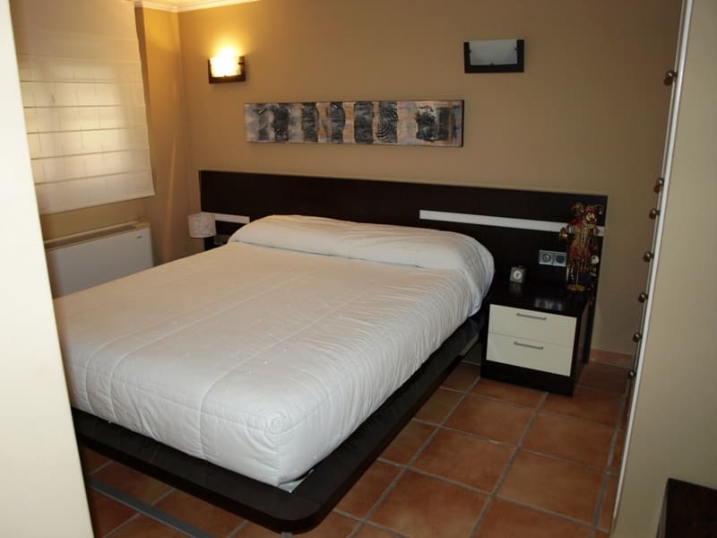 Villa for sale in Denia - € 899,000 (Ref: 8531436)