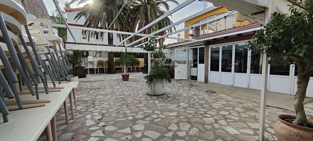 3 bedroom Restaurant/Bar for sale in Dénia with garage - € 850,000 (Ref: 8531441)