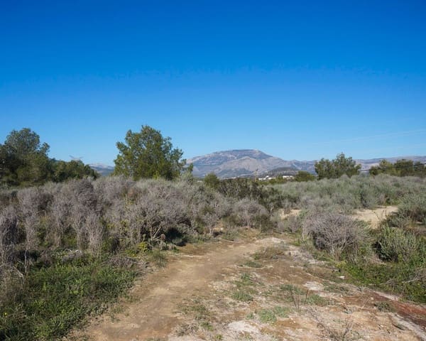 Building Plot for sale in La Nucia - € 395,000 (Ref: 8535875)