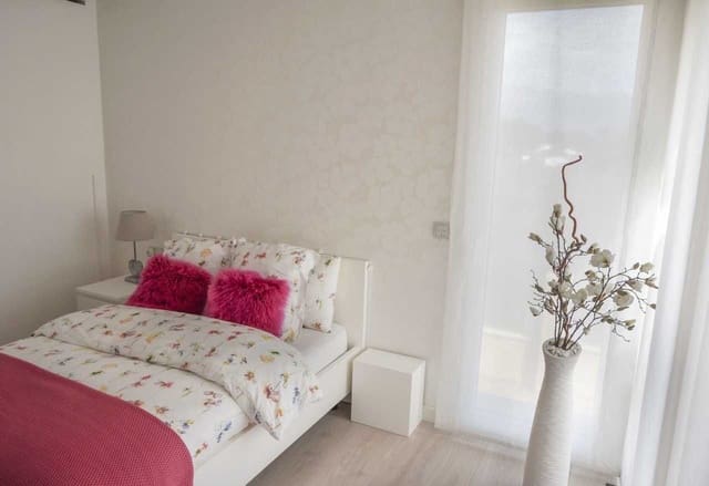 Chalet de 6 habitaciones en Alfaz del Pi / L'Alfàs del Pi en venta con piscina - 1.400.000 € (Ref: 8535886)