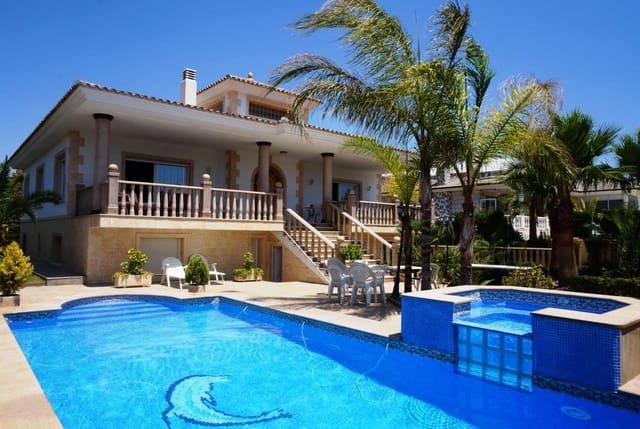 12 Zimmer Villa zu verkaufen in Alfaz del Pi / L'Alfàs del Pi mit Pool - 1.300.000 € (Ref: 8535892)