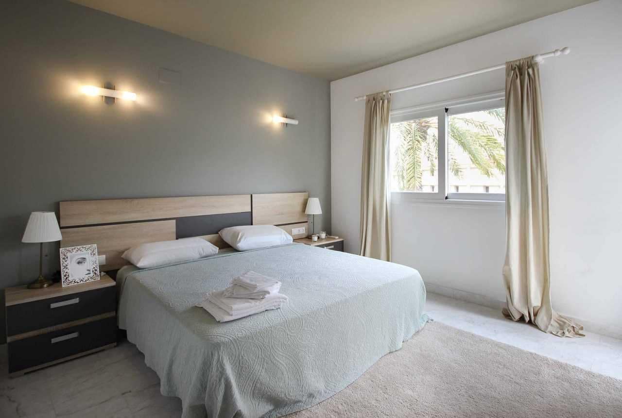 4 bedroom Villa for sale in Alfaz del Pi / L'Alfas del Pi with pool - € 950,000 (Ref: 8535895)