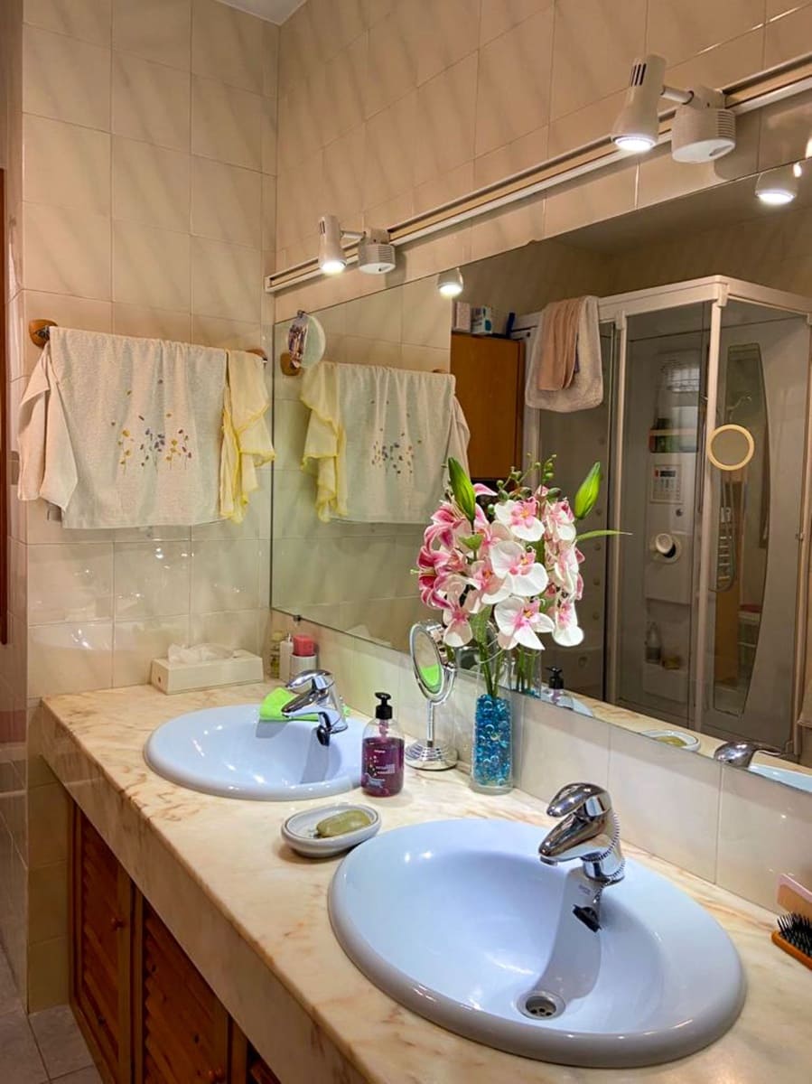 5 soveværelse Villa til salg i Benidorm med swimmingpool - € 745.000 (Ref: 8535918)