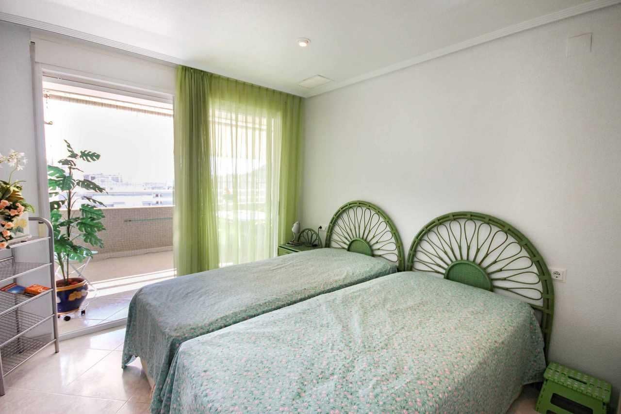 2 soverom Leilighet til salgs i La Villajoyosa / Vila Joiosa med svømmebasseng - € 399 000 (Ref: 8535921)