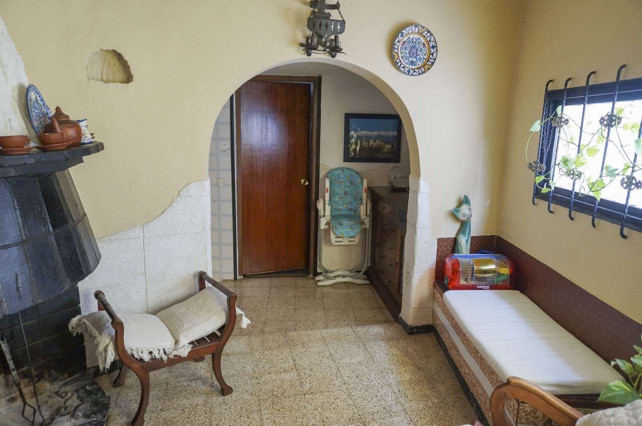 3 bedroom Villa for sale in Alfaz del Pi / L'Alfas del Pi - € 516,000 (Ref: 8535924)