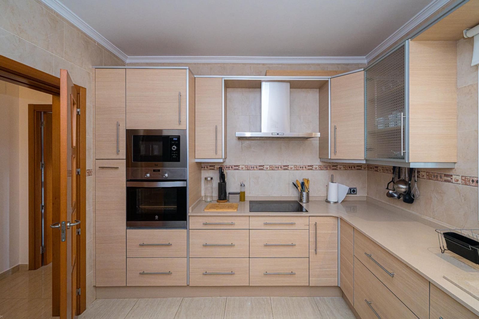 5 sypialnia Willa na sprzedaż w Orba z basenem - 499 000 € (Ref: 8600711)