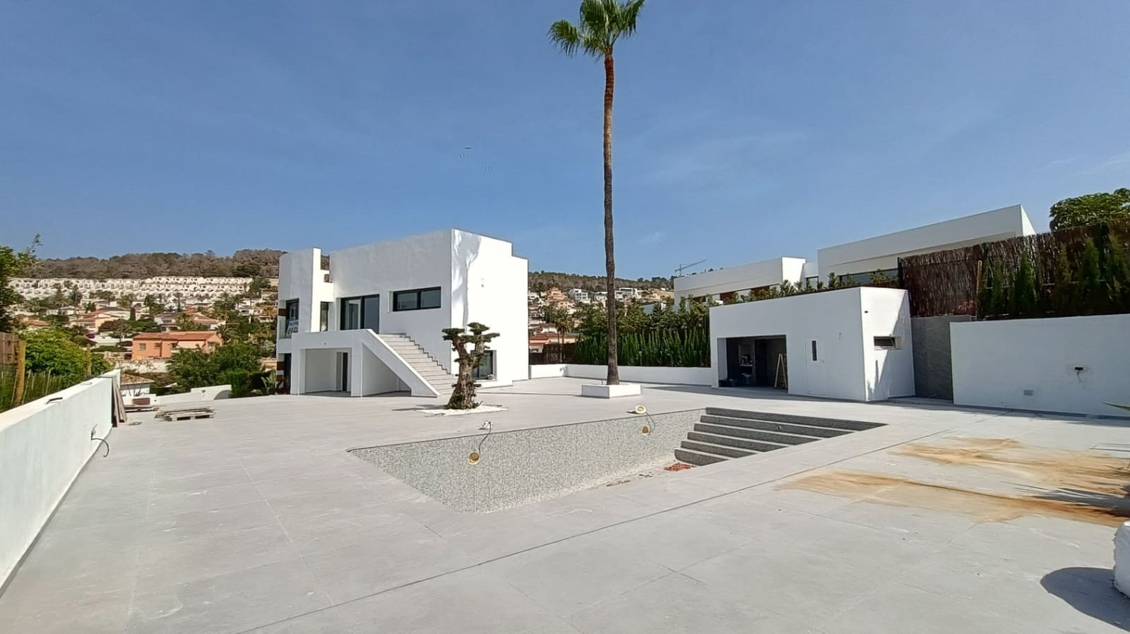 5 bedroom Villa for sale in Calpe / Calp with pool - € 1,290,000 (Ref: 8661034)