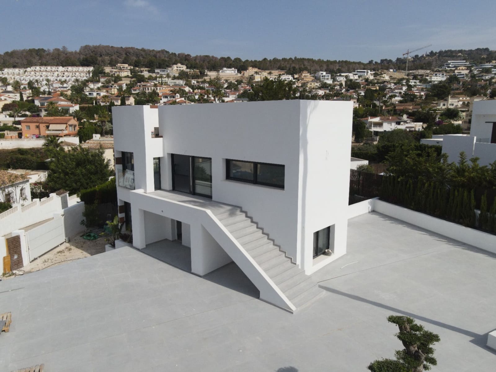 5 bedroom Villa for sale in Calpe / Calp with pool - € 1,290,000 (Ref: 8661034)