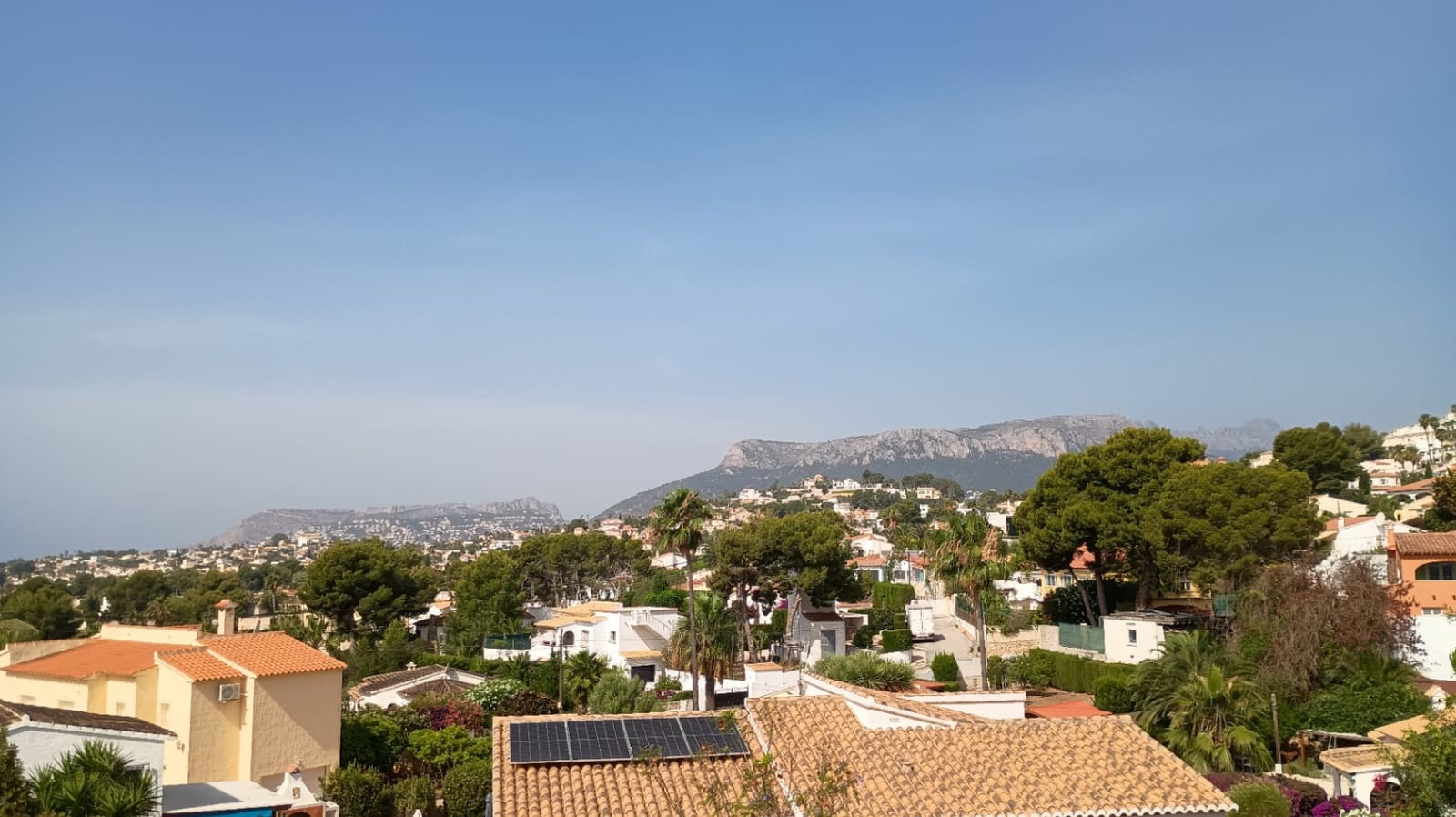 5 bedroom Villa for sale in Calpe / Calp with pool - € 1,290,000 (Ref: 8661034)