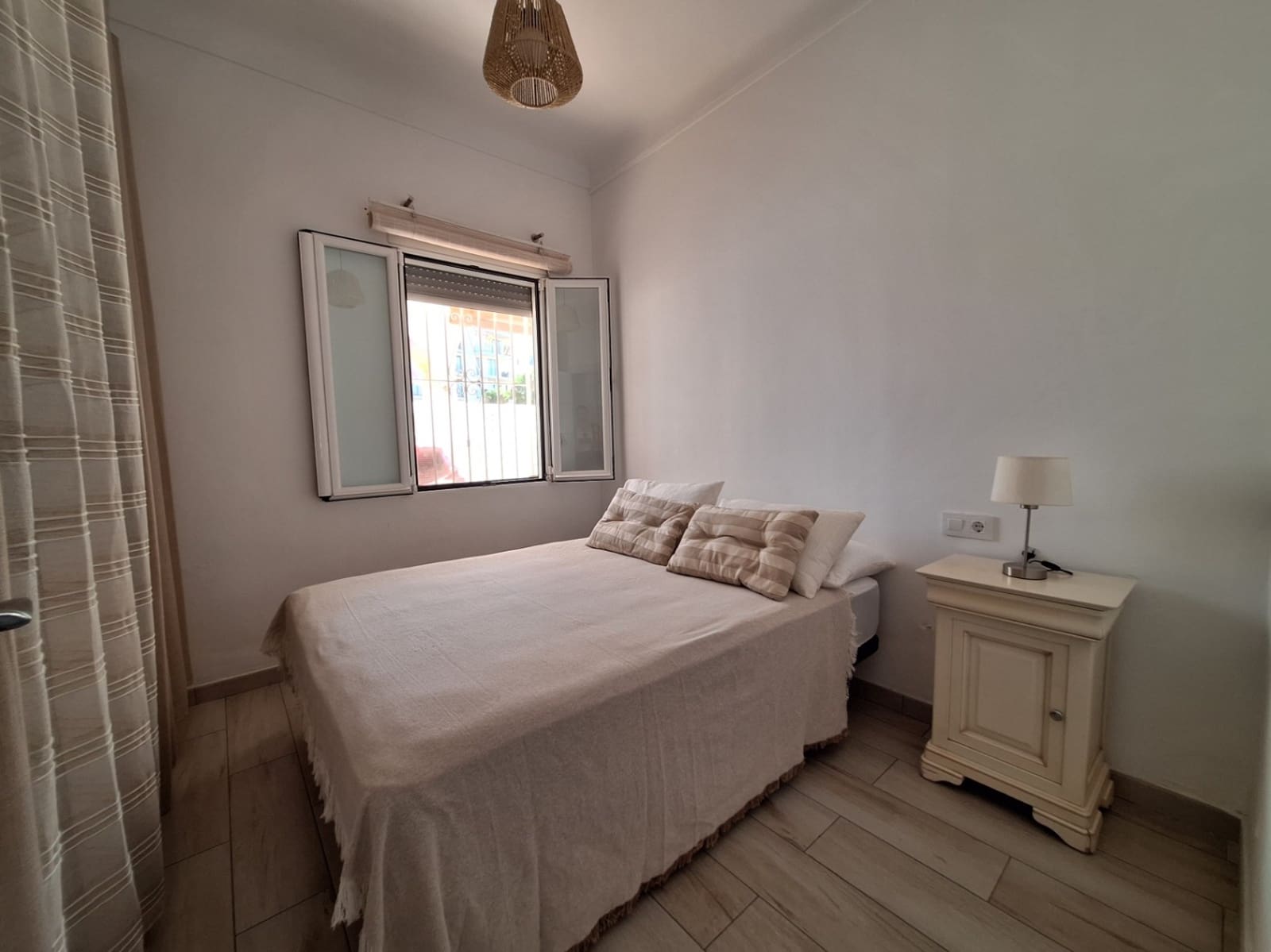 6 bedroom Villa for sale in Calpe / Calp - € 689,500 (Ref: 8661047)