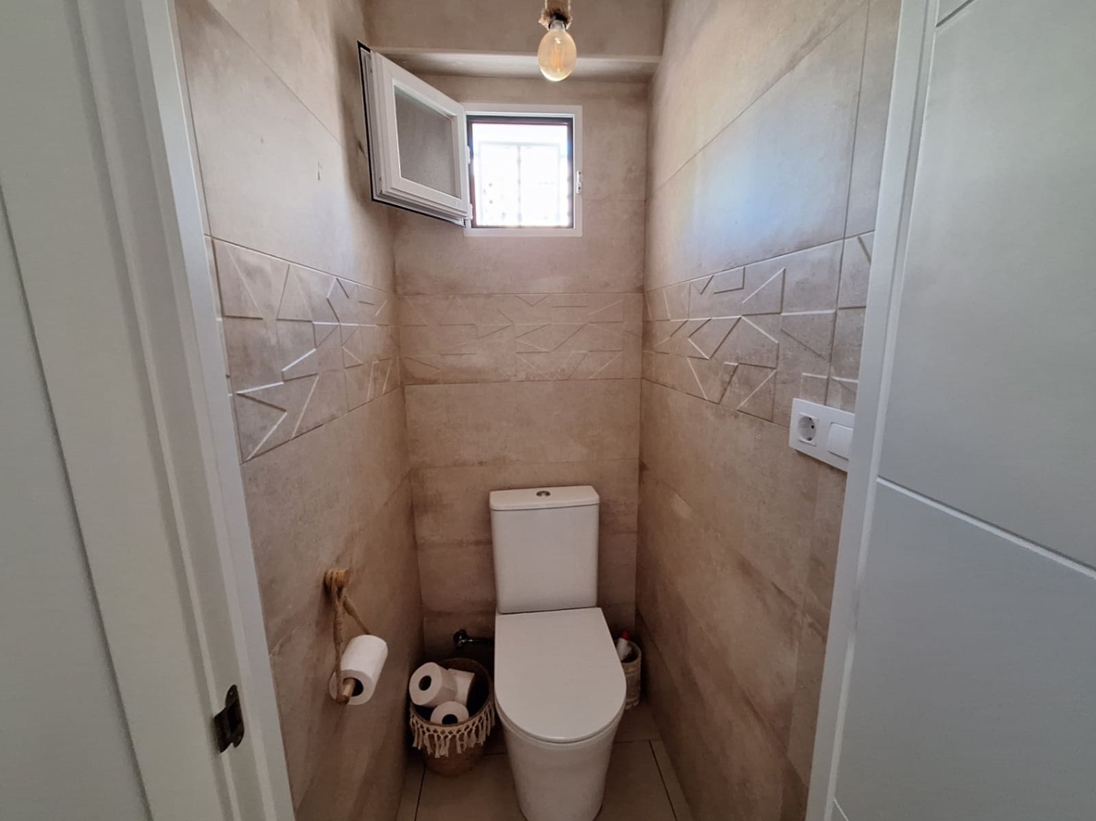 6 bedroom Villa for sale in Calpe / Calp - € 689,500 (Ref: 8661047)