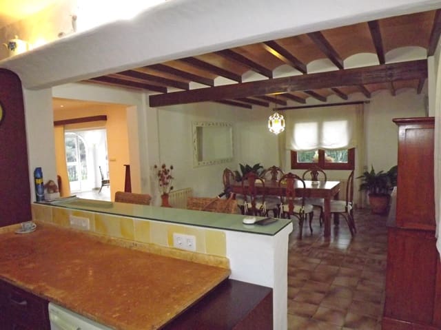 4 Zimmer Villa zu verkaufen in Benissa mit Pool Garage - 995.000 € (Ref: 8661079)