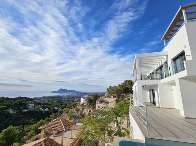 3 Zimmer Villa zu verkaufen in Altea mit Pool - 1.445.000 € (Ref: 8661083)