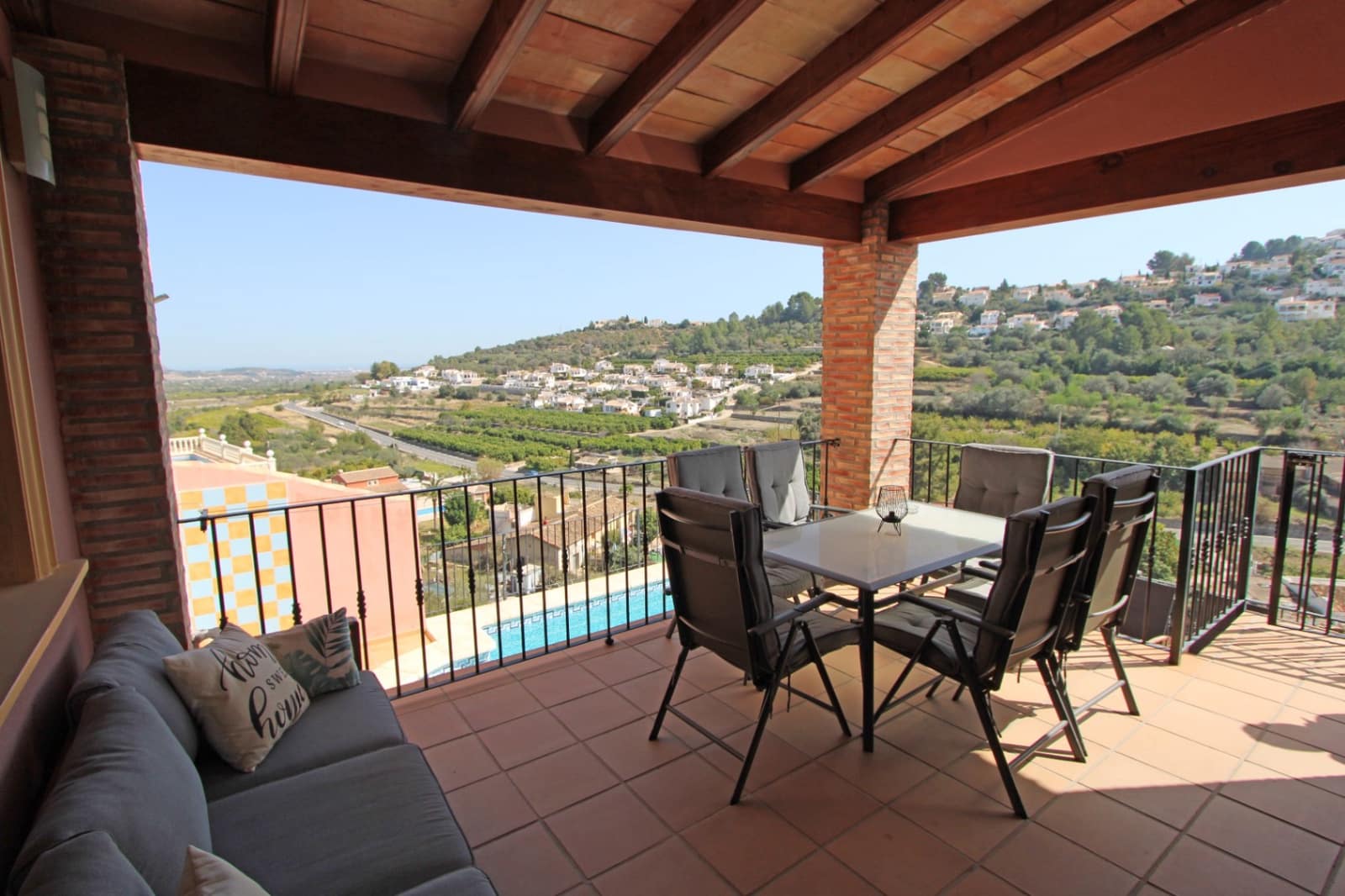 5 chambre Villa/Maison à vendre à Orba avec piscine garage - 499 000 € (Ref: 8661121)