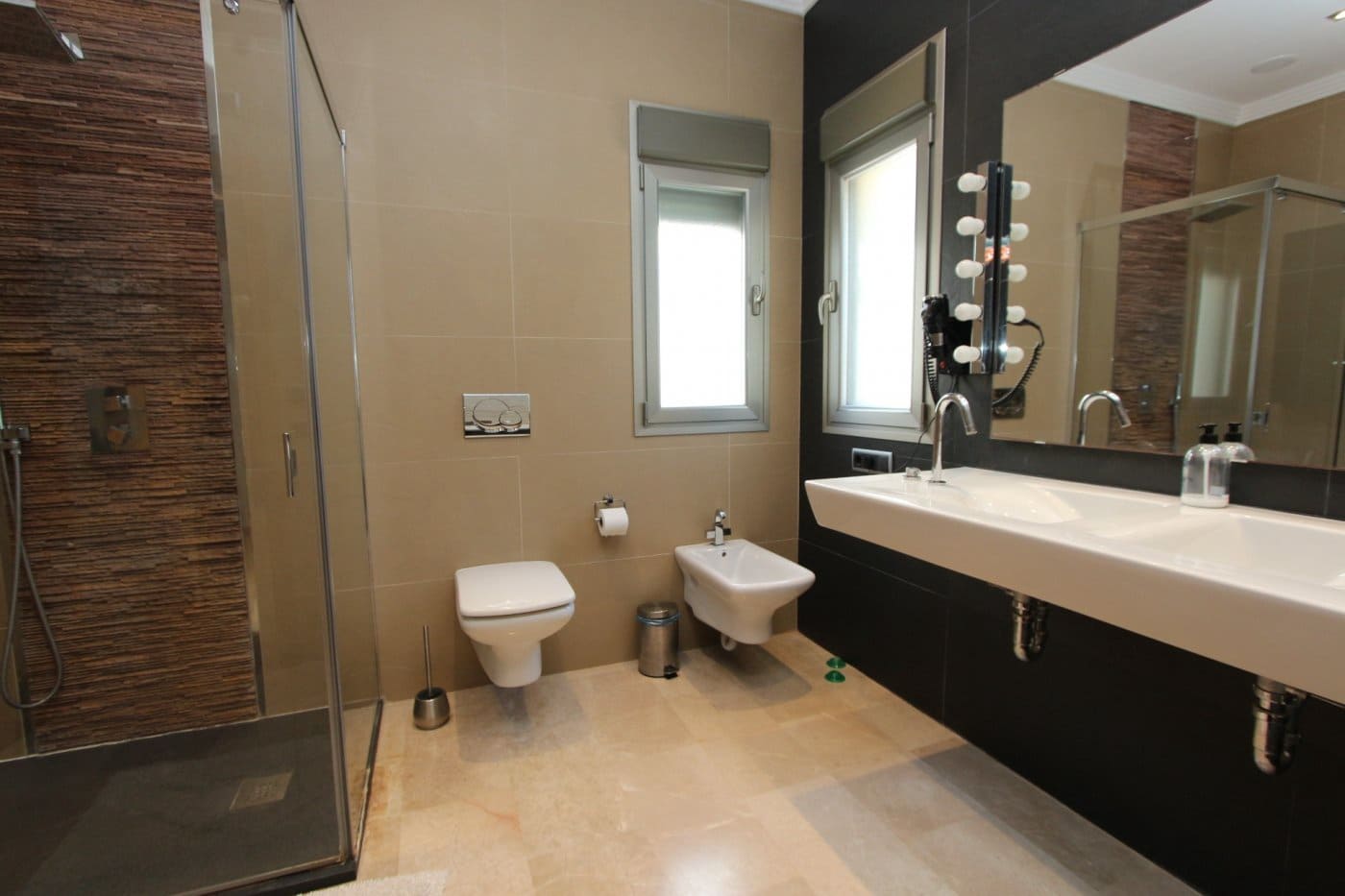 6 bedroom Villa for sale in Benissa with pool - € 1,999,999 (Ref: 8661145)