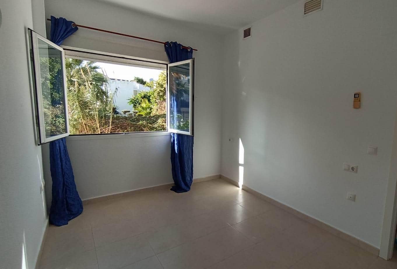3 Zimmer Apartment zu verkaufen in Calpe / Calp mit Pool Garage - 290.000 € (Ref: 8670882)