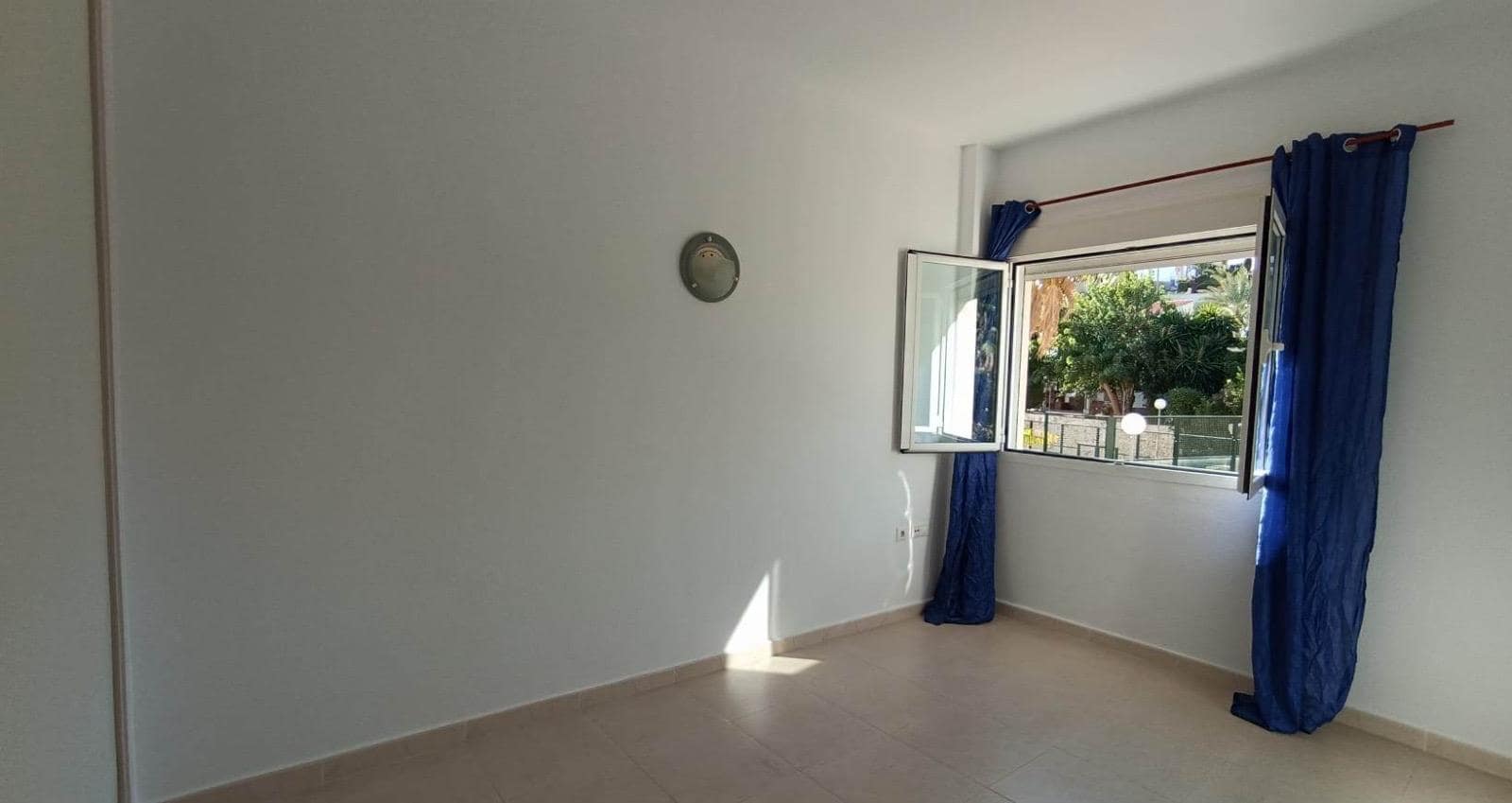 3 Zimmer Apartment zu verkaufen in Calpe / Calp mit Pool Garage - 290.000 € (Ref: 8670882)