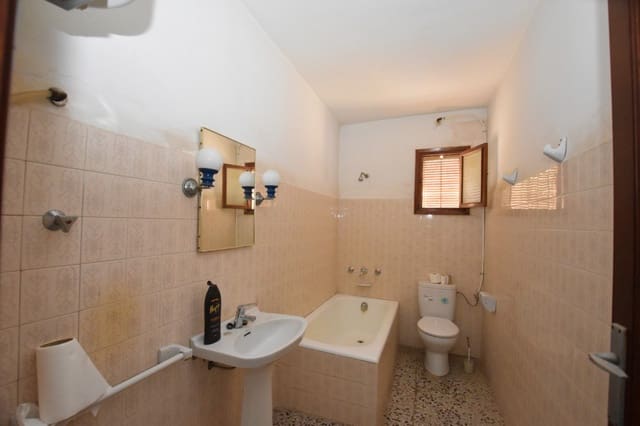 4 bedroom Townhouse for sale in Benissa with garage - € 320,000 (Ref: 8686440)