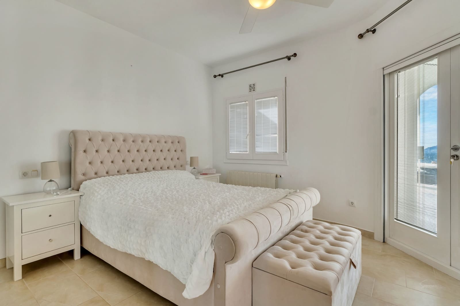 5 sypialnia Willa na sprzedaż w Cumbre del Sol z basenem garażem - 1 195 000 € (Ref: 8718320)