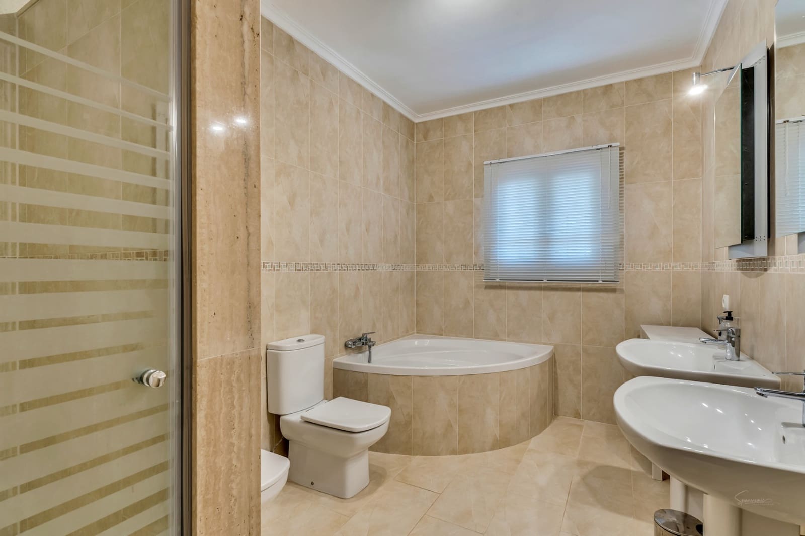 5 sypialnia Willa na sprzedaż w Cumbre del Sol z basenem garażem - 1 195 000 € (Ref: 8718320)