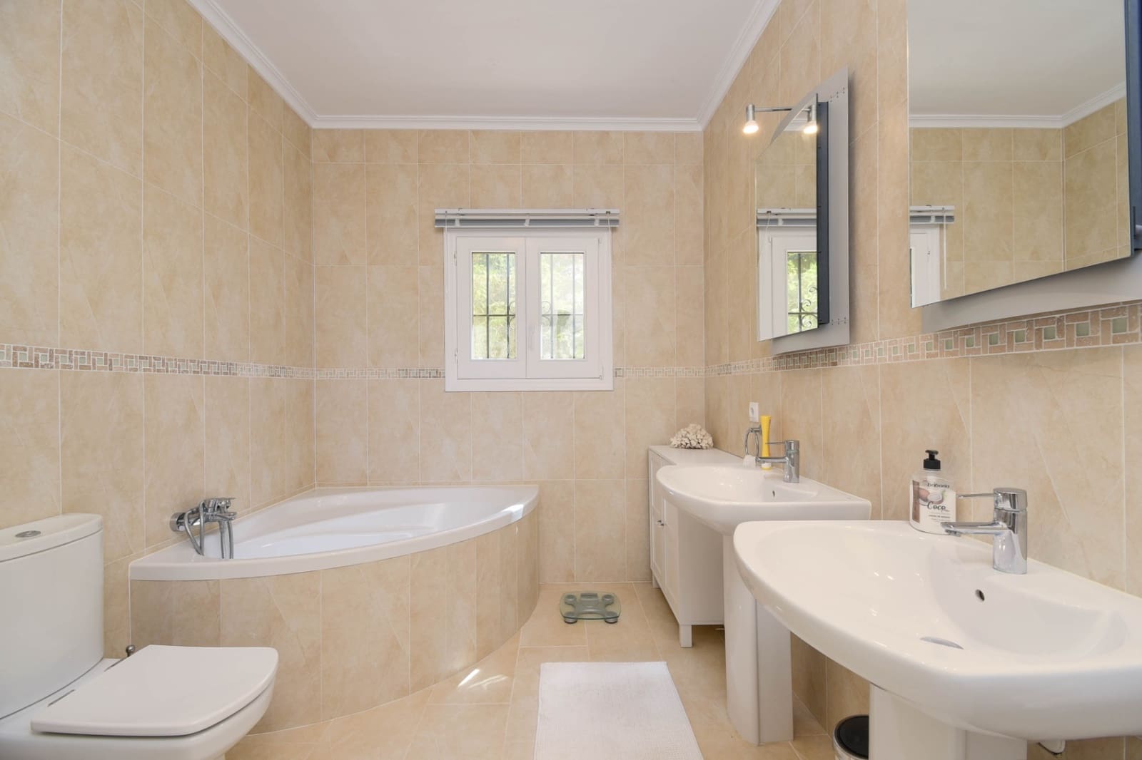 5 sypialnia Willa na sprzedaż w Cumbre del Sol z basenem garażem - 1 195 000 € (Ref: 8718320)