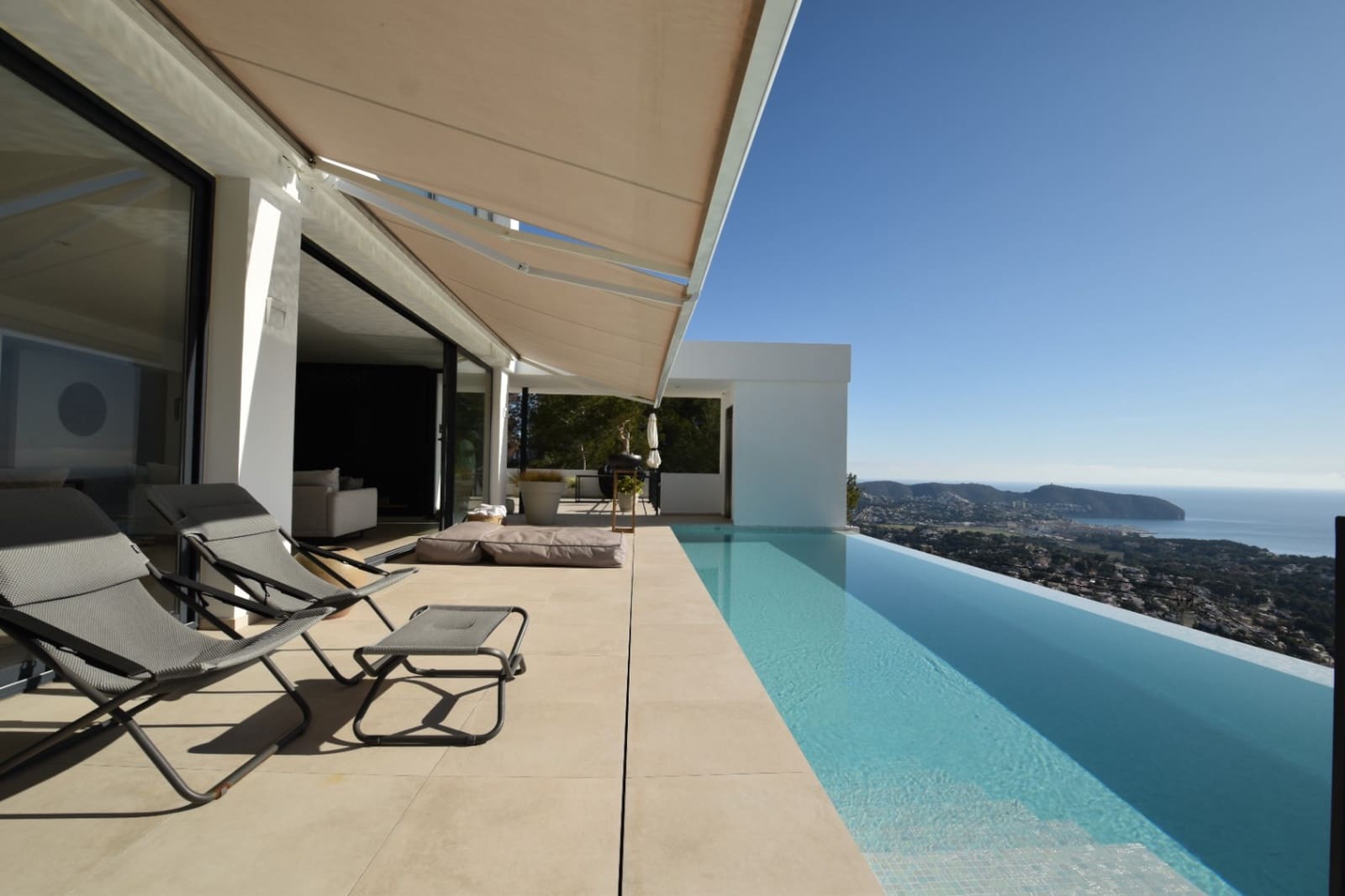 4 slaapkamer Villa te koop in Moraira met zwembad garage - € 1.995.000 (Ref: 8790253)