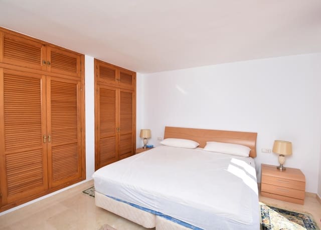 7 soveværelse Villa til salg i Calpe / Calp med swimmingpool garage - € 895.000 (Ref: 8839910)