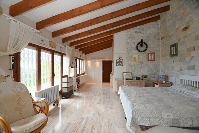 5 sypialnia Willa na sprzedaż w Montemar, Benissa z basenem garażem - 855 000 € (Ref: 8878993)