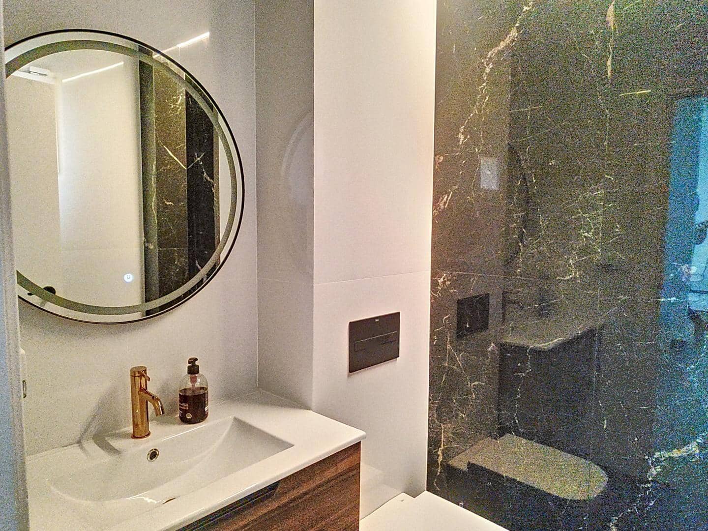 Kommersiell til salgs i Moraira - € 185 000 (Ref: 8879065)