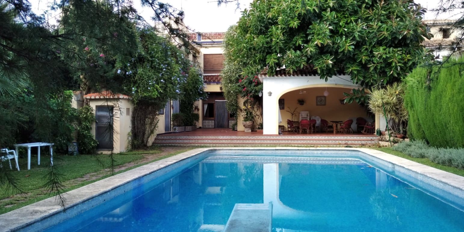 7 soveværelse Byhus til salg i Pedreguer med swimmingpool - € 469.950 (Ref: 8880750)