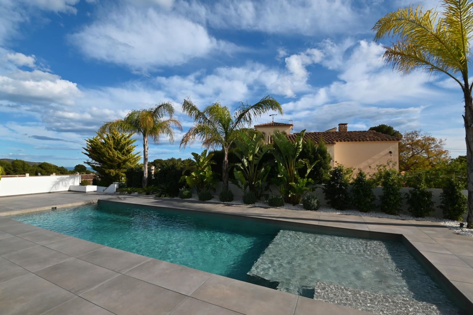 3 slaapkamer Villa te koop in Moraira met zwembad garage - € 2.400.000 (Ref: 8920165)