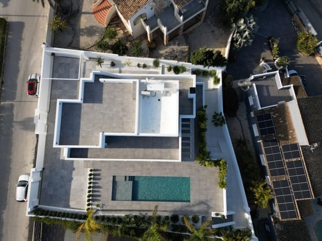 3 slaapkamer Villa te koop in Moraira, Teulada-Moraira met zwembad garage - € 2.400.000 (Ref: 8920165)