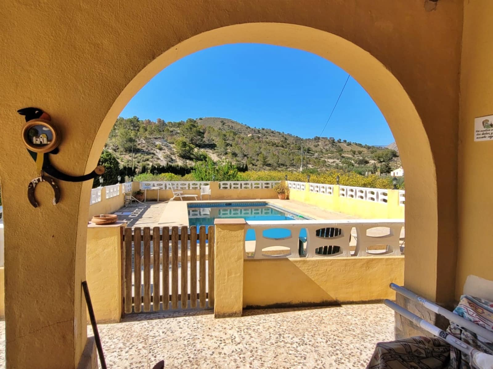 3 chambre Finca/Maison de Campagne à vendre à La Villajoyosa / Vila Joiosa avec piscine garage - 320 000 € (Ref: 8971685)