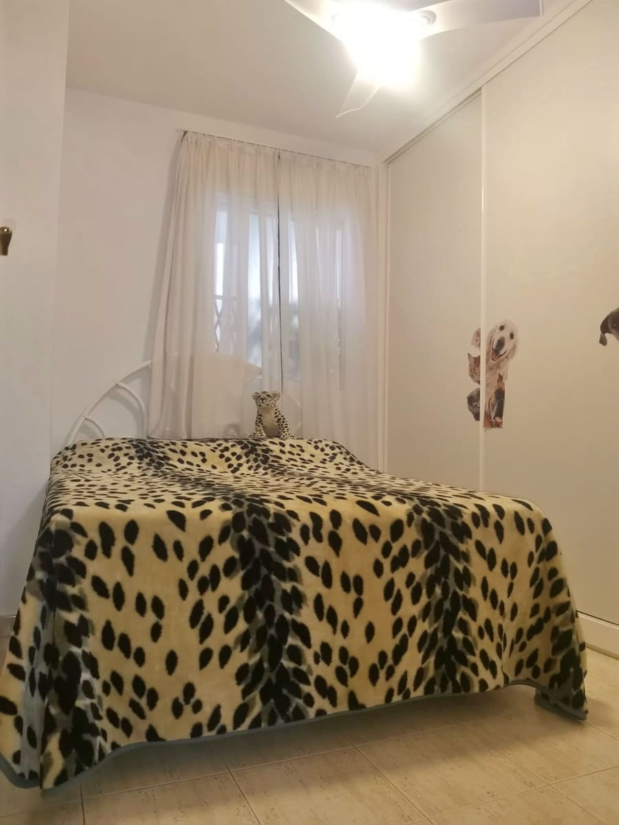 2 bedroom Apartment for sale in La Villajoyosa / Vila Joiosa with pool - € 189,000 (Ref: 8971688)