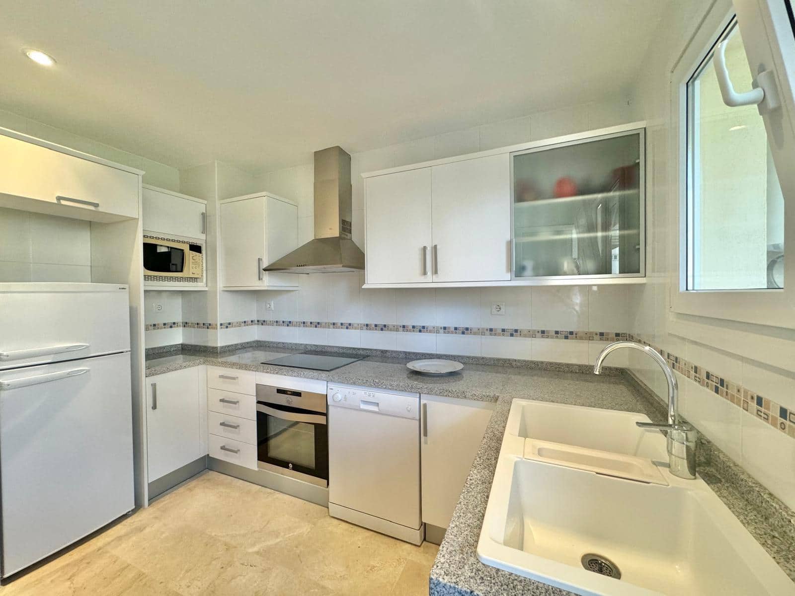 2 soveværelse Lejlighed til salg i Altea med swimmingpool garage - € 499.900 (Ref: 8971689)