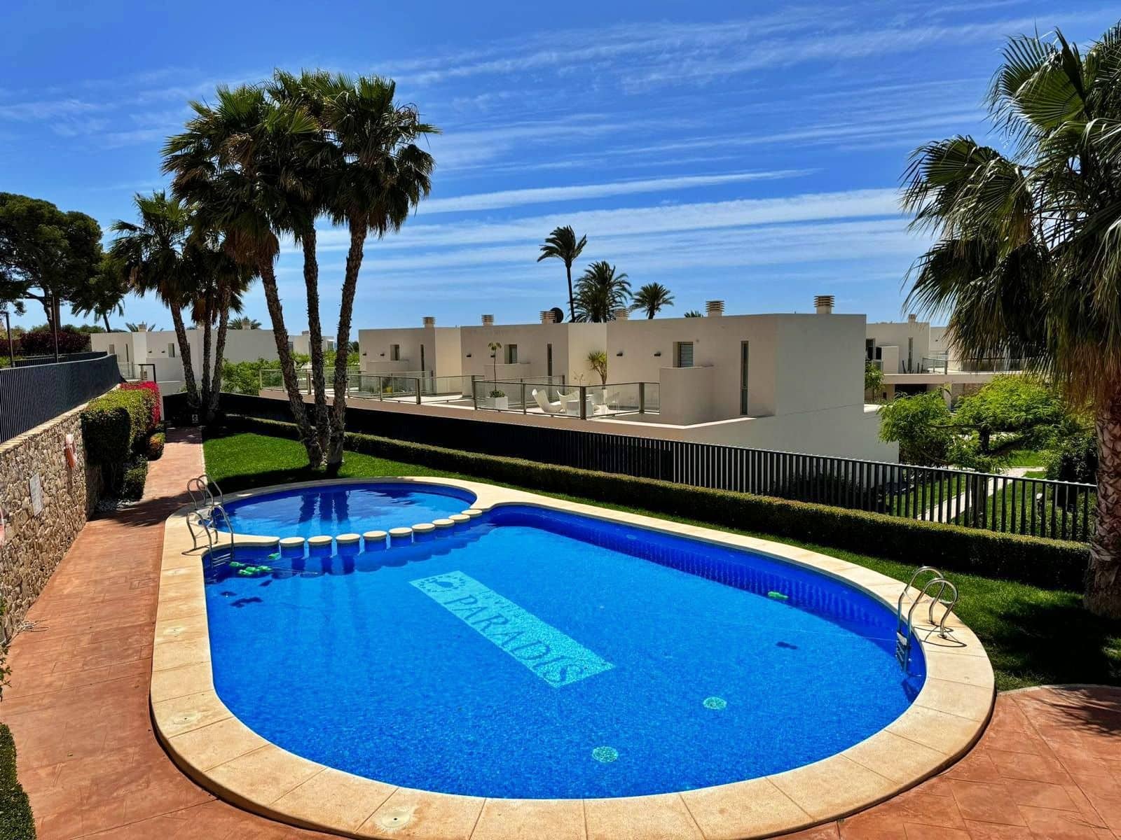 3 bedroom Apartment for sale in La Villajoyosa / Vila Joiosa with pool garage - € 475,000 (Ref: 8971690)