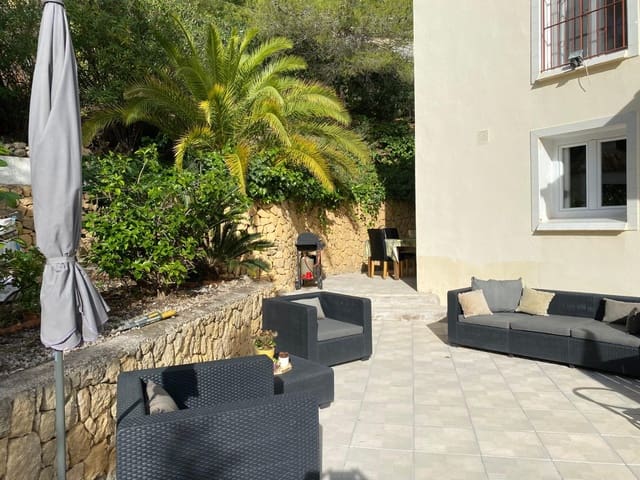 Chalet de 3 habitaciones en Altea en venta con piscina garaje - 525.000 € (Ref: 8971692)