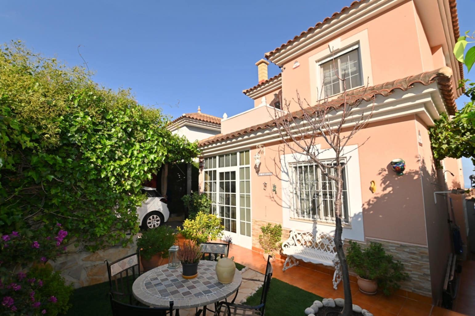 3 Zimmer Villa zu verkaufen in Polop mit Pool Garage - 465.000 € (Ref: 8986342)