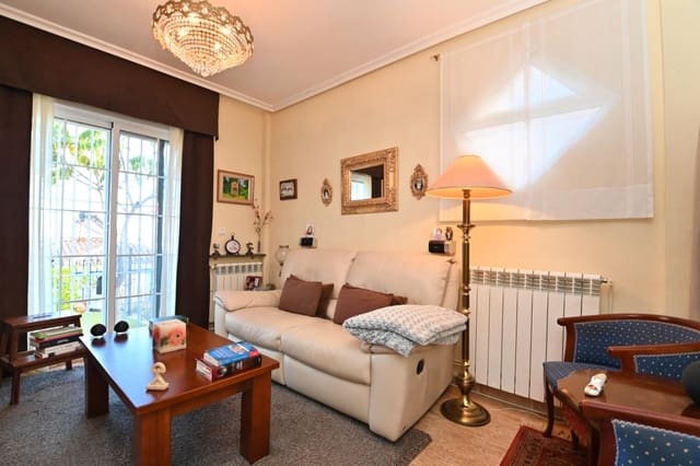 3 Zimmer Villa zu verkaufen in Polop mit Pool Garage - 465.000 € (Ref: 8986342)