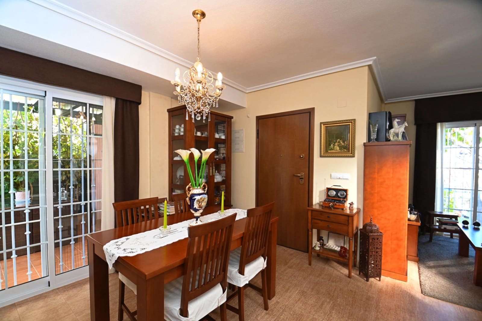 3 Zimmer Villa zu verkaufen in Polop mit Pool Garage - 465.000 € (Ref: 8986342)