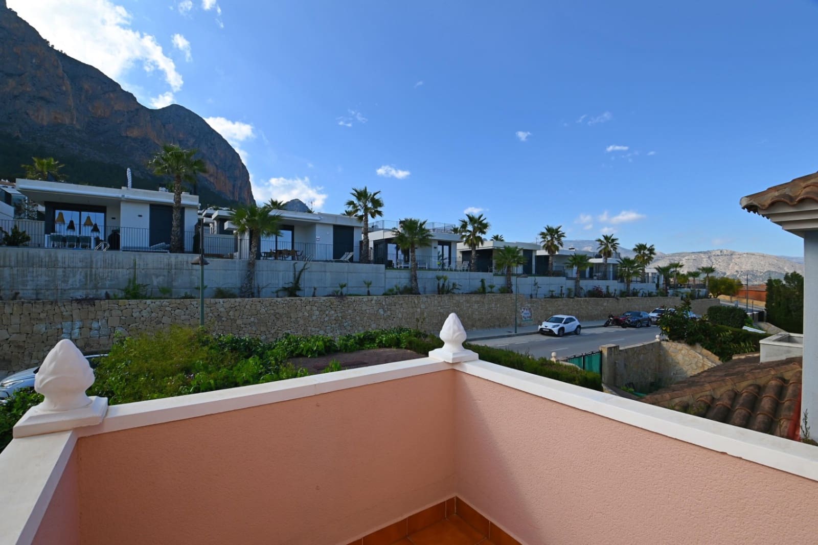 3 Zimmer Villa zu verkaufen in Polop mit Pool Garage - 465.000 € (Ref: 8986342)