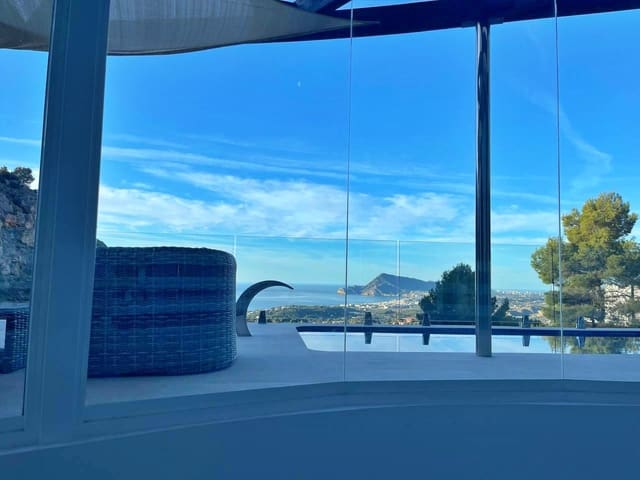 Chalet de 4 habitaciones en Altea en venta con piscina garaje - 1.210.000 € (Ref: 8986346)