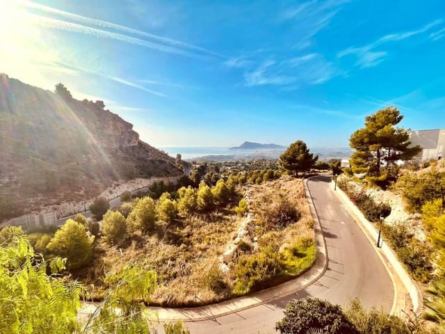 Chalet de 4 habitaciones en Altea en venta con piscina garaje - 1.210.000 € (Ref: 8986346)