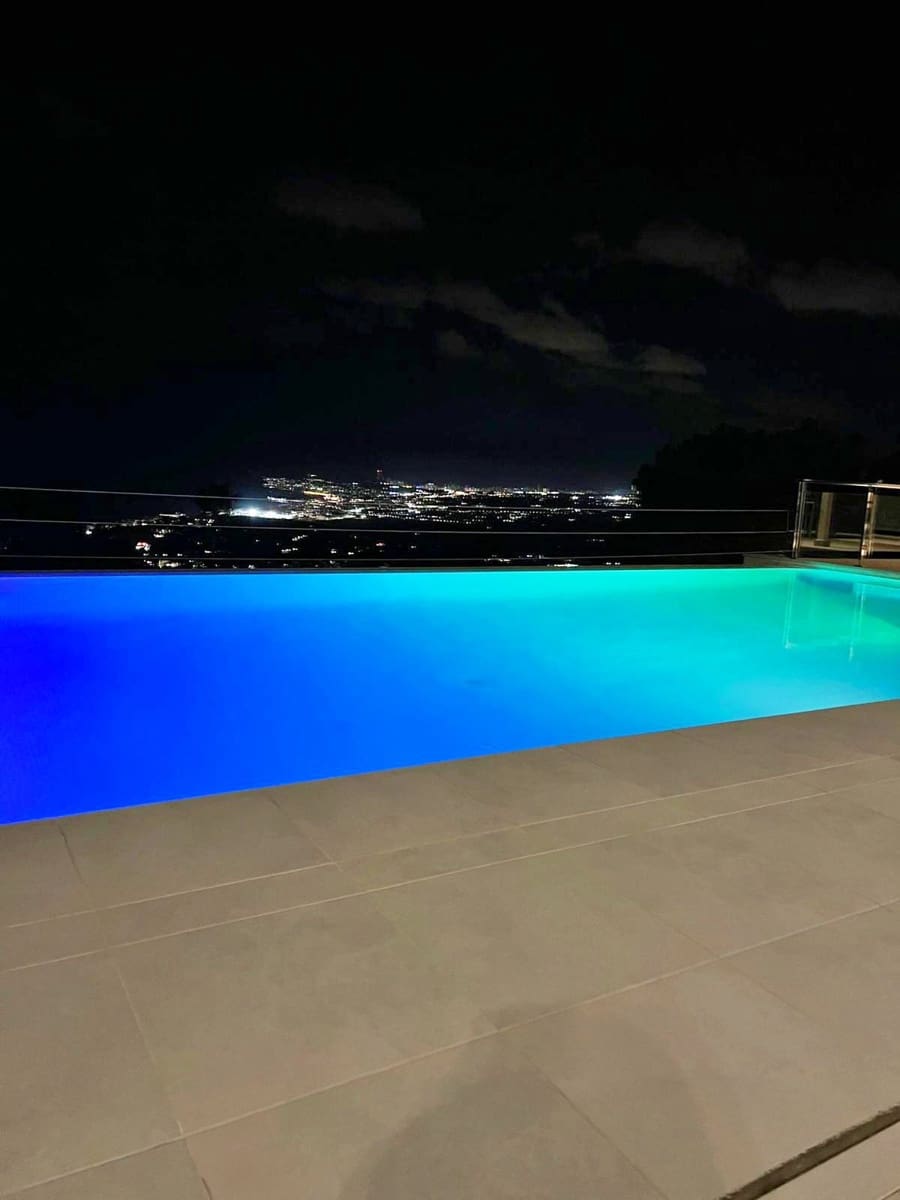 5 bedroom Villa for sale in Altea with pool garage - € 3,500,000 (Ref: 8986348)