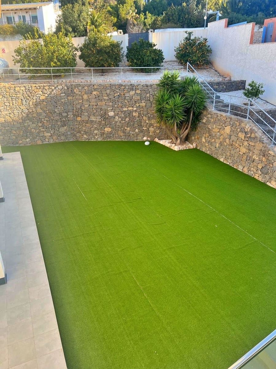 5 bedroom Villa for sale in Altea with pool garage - € 3,500,000 (Ref: 8986348)