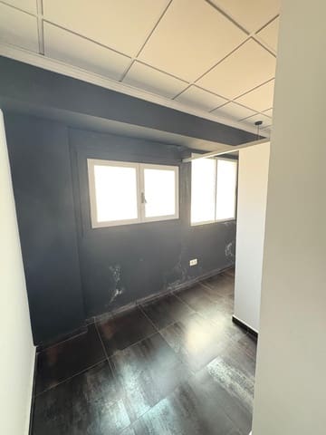 Commercial for sale in Arenal, Javea / Xàbia with pool - € 280,000 (Ref: 8987310)