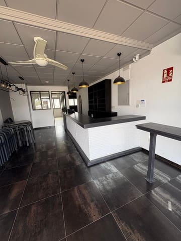 Commercial for sale in Arenal, Javea / Xàbia with pool - € 280,000 (Ref: 8987310)