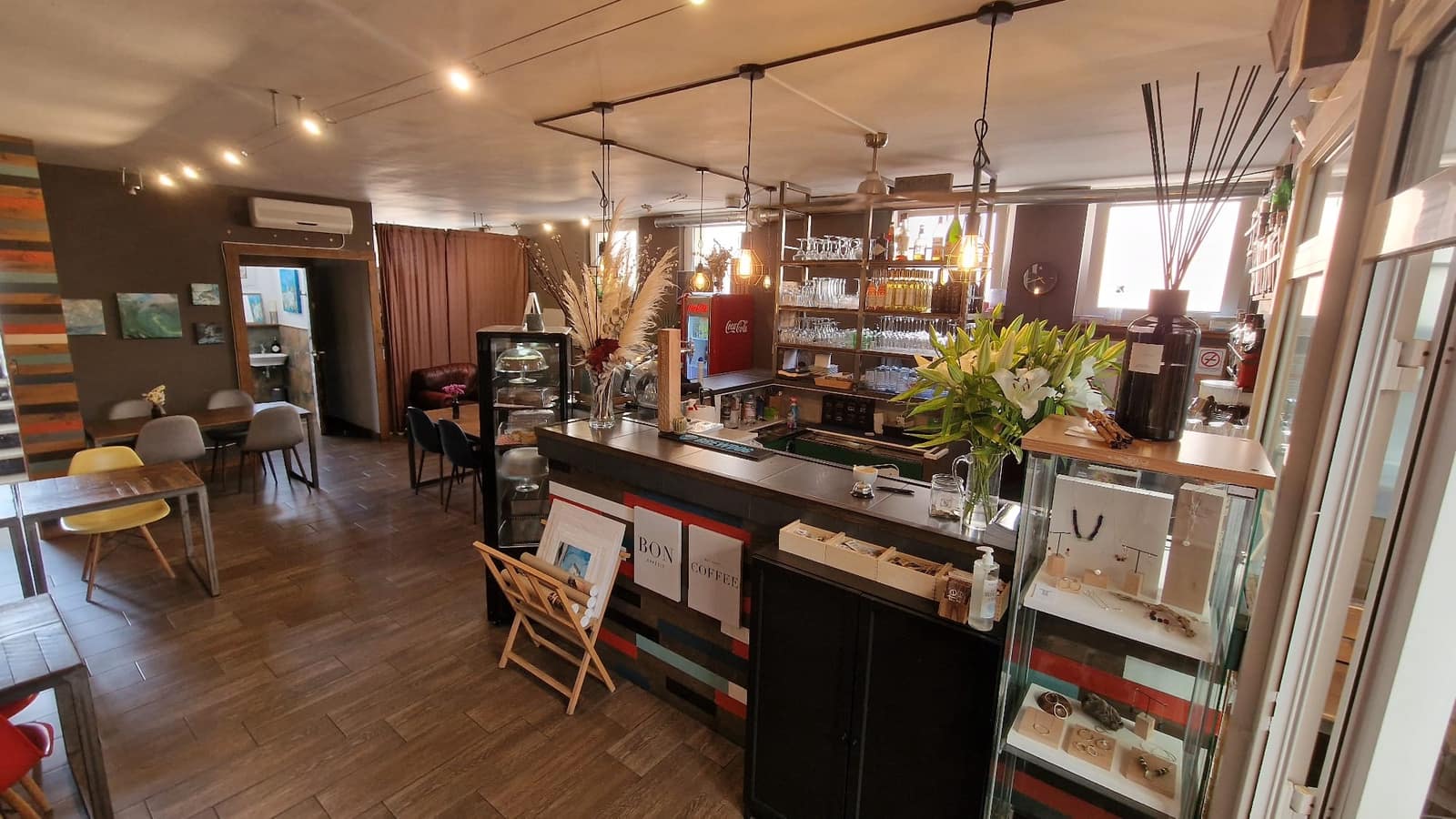 Restaurant/Bar til salg i Moraira - € 135.000 (Ref: 8989984)