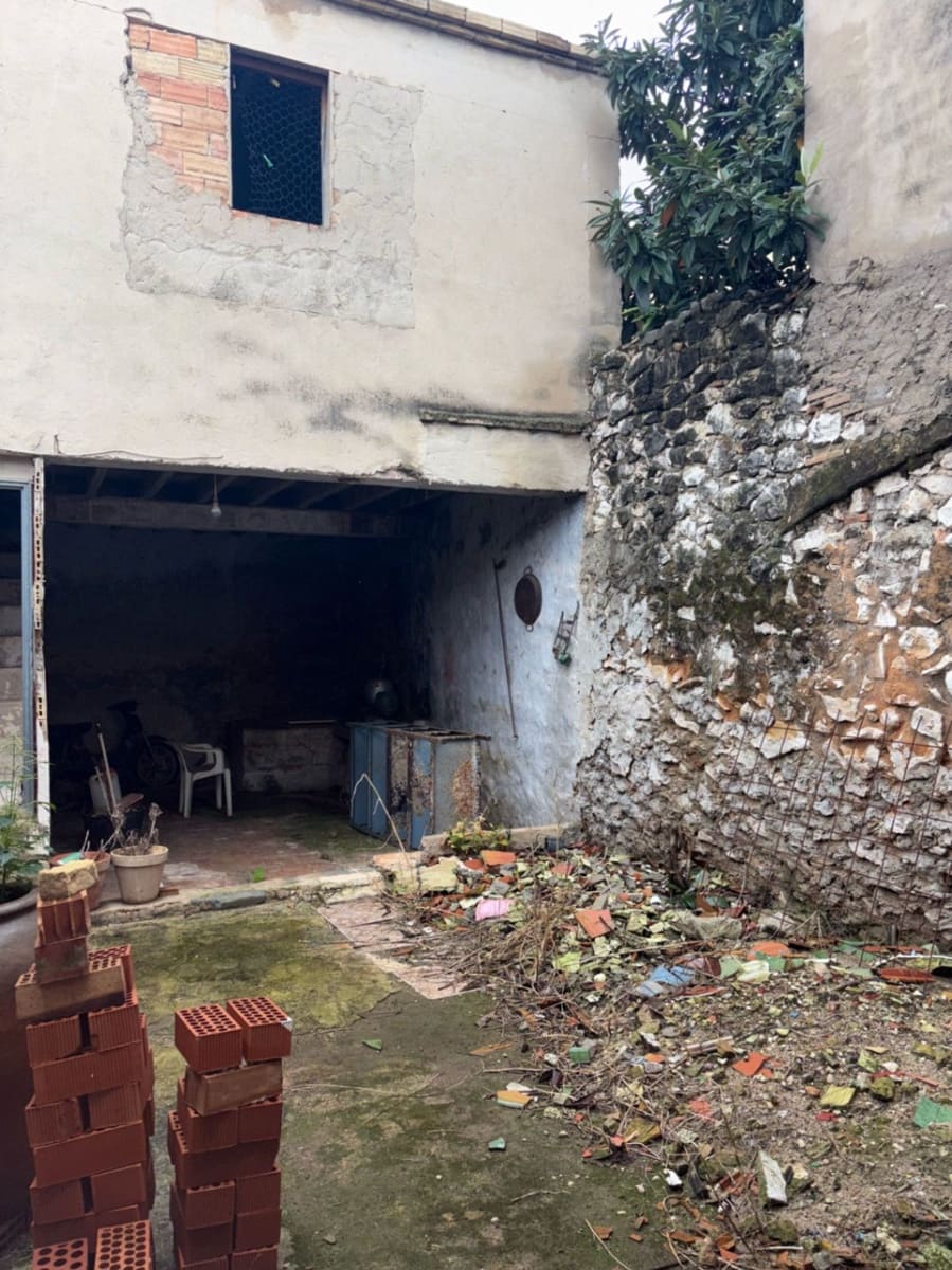 3 soveværelse Byhus til salg i Orba - € 160.000 (Ref: 8989986)